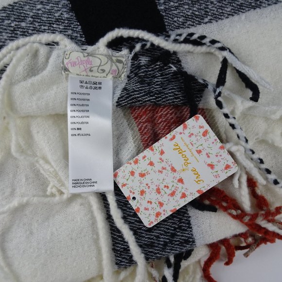 NWT Free People Valley Plaid Fringed Scarf Plaid - Picture 6 of 10